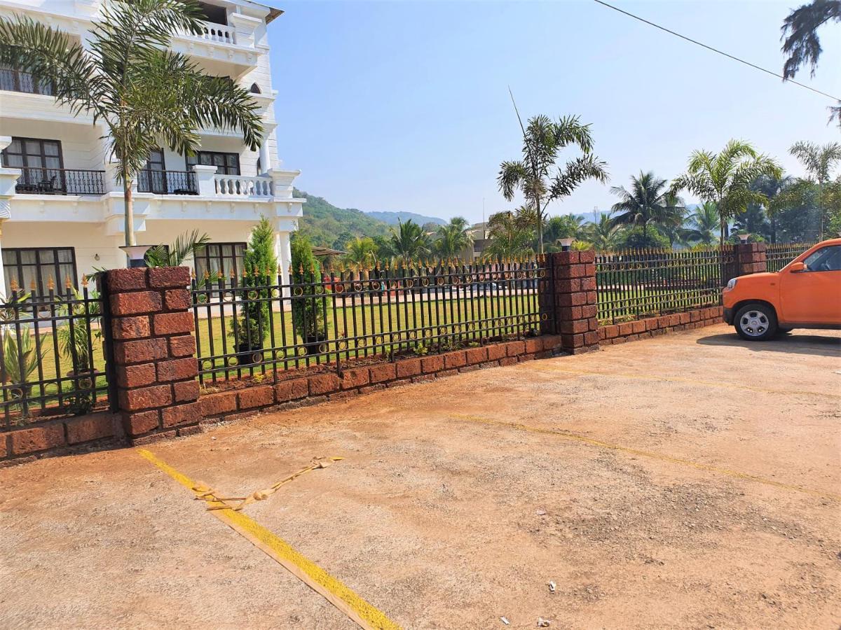 VITS Excellensea Karde Beach Dāpoli Exterior foto